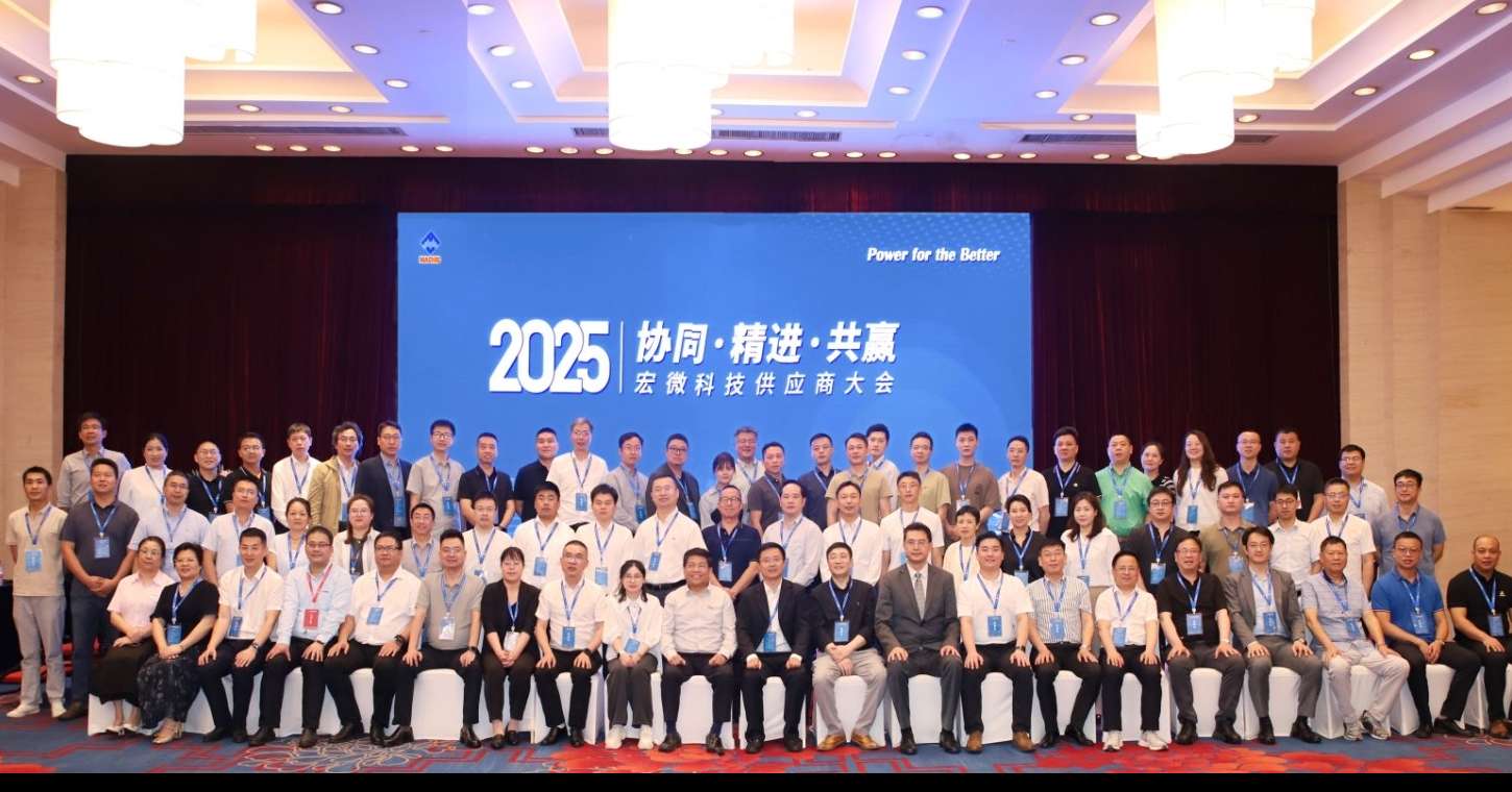 合影1.jpg